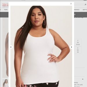 Torrid white scoop tank
